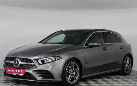 Mercedes-Benz A-Класс, 2018 год, 2 799 000 рублей, 2 фотография