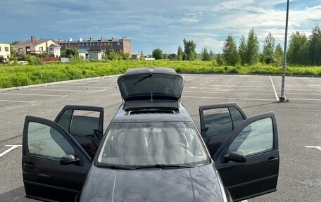 Volkswagen Golf IV, 2001 год, 270 000 рублей, 2 фотография