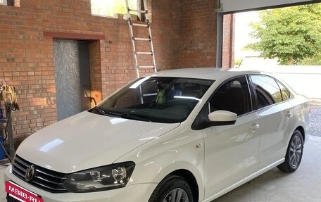 Volkswagen Polo VI (EU Market), 2017 год, 1 200 000 рублей, 2 фотография