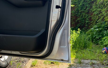 Nissan Navara (Frontier), 2008 год, 1 200 000 рублей, 15 фотография