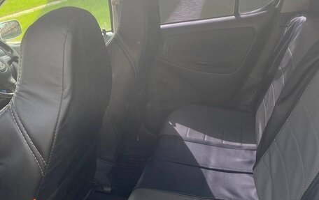 Toyota Vitz, 2002 год, 380 000 рублей, 13 фотография
