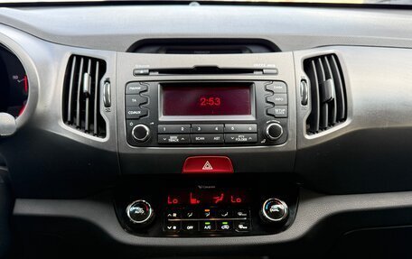KIA Sportage III, 2010 год, 1 085 000 рублей, 15 фотография