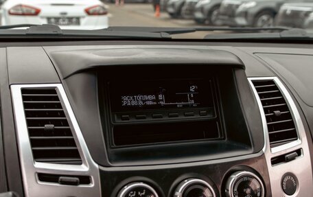 Mitsubishi Pajero Sport II рестайлинг, 2013 год, 1 545 000 рублей, 14 фотография