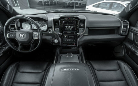Rambler 1500, 2019 год, 5 800 000 рублей, 8 фотография