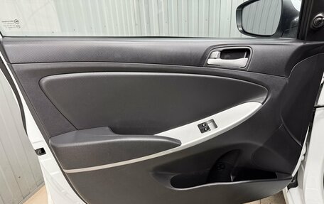 Hyundai Solaris II рестайлинг, 2014 год, 858 000 рублей, 13 фотография