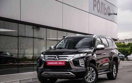 Mitsubishi Pajero Sport III рестайлинг, 2021 год, 3 849 000 рублей, 2 фотография