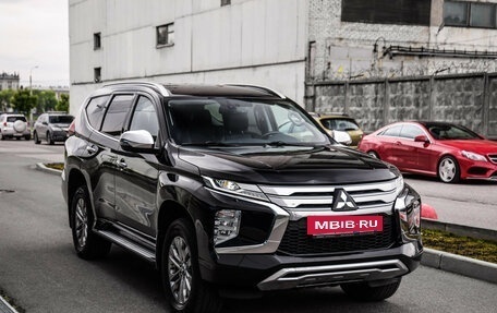 Mitsubishi Pajero Sport III рестайлинг, 2021 год, 3 849 000 рублей, 6 фотография