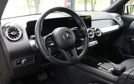 Mercedes-Benz GLB, 2020 год, 3 149 900 рублей, 14 фотография