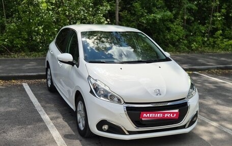 Peugeot 208 II, 2019 год, 980 000 рублей, 1 фотография