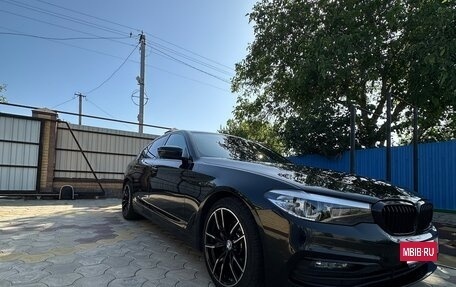 BMW 5 серия, 2019 год, 2 900 000 рублей, 10 фотография