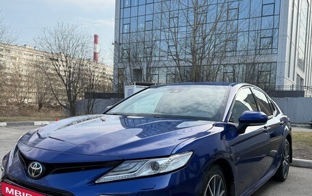 Toyota Camry, 2021 год, 3 200 000 рублей, 3 фотография