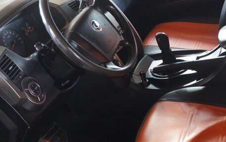 SsangYong Kyron I, 2011 год, 900 000 рублей, 17 фотография