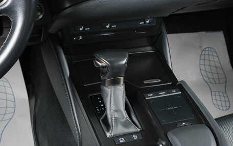 Lexus ES VII, 2021 год, 4 299 000 рублей, 18 фотография