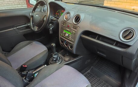 Ford Fusion I, 2008 год, 400 000 рублей, 10 фотография