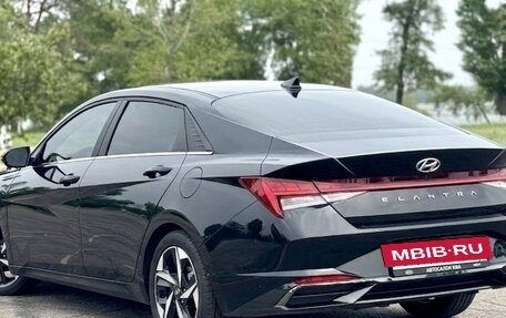 Hyundai Elantra, 2021 год, 1 435 000 рублей, 2 фотография