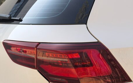 Volkswagen Golf VIII, 2021 год, 2 040 000 рублей, 16 фотография