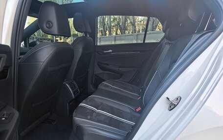 Volkswagen Golf VIII, 2021 год, 2 040 000 рублей, 20 фотография