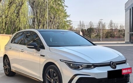 Volkswagen Golf VIII, 2021 год, 2 040 000 рублей, 10 фотография