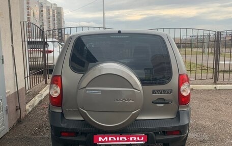 Chevrolet Niva I рестайлинг, 2016 год, 580 000 рублей, 4 фотография