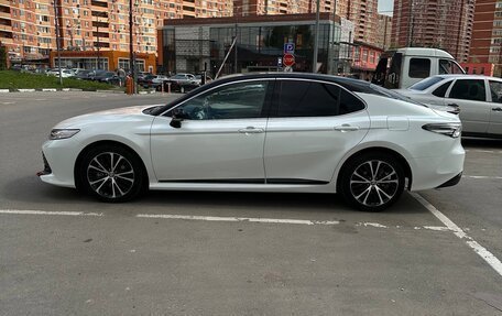 Toyota Camry, 2020 год, 3 200 000 рублей, 8 фотография