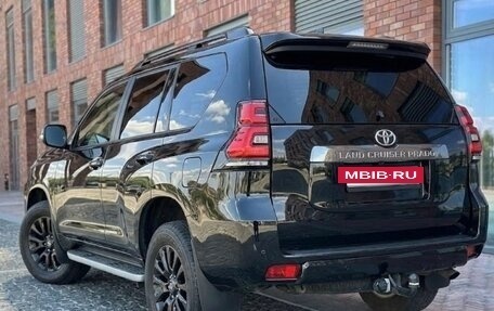 Toyota Land Cruiser Prado 150 рестайлинг 2, 2021 год, 5 600 000 рублей, 4 фотография