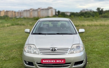 Toyota Corolla, 2004 год, 350 000 рублей, 2 фотография