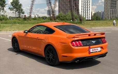 Ford Mustang VI рестайлинг, 2020 год, 4 200 000 рублей, 6 фотография