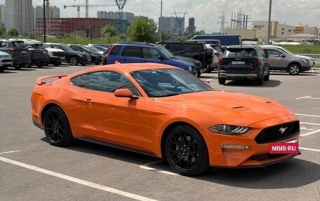 Ford Mustang VI рестайлинг, 2020 год, 4 200 000 рублей, 3 фотография