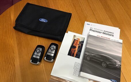 Ford Mustang VI рестайлинг, 2020 год, 4 200 000 рублей, 15 фотография