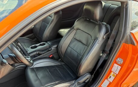 Ford Mustang VI рестайлинг, 2020 год, 4 200 000 рублей, 17 фотография
