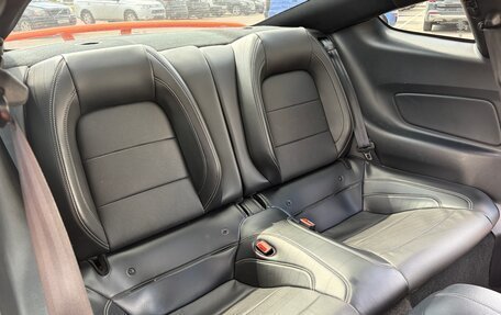 Ford Mustang VI рестайлинг, 2020 год, 4 200 000 рублей, 36 фотография