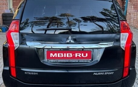 Mitsubishi Pajero Sport III рестайлинг, 2017 год, 2 390 000 рублей, 4 фотография