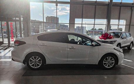 KIA Cerato III, 2017 год, 1 561 000 рублей, 8 фотография