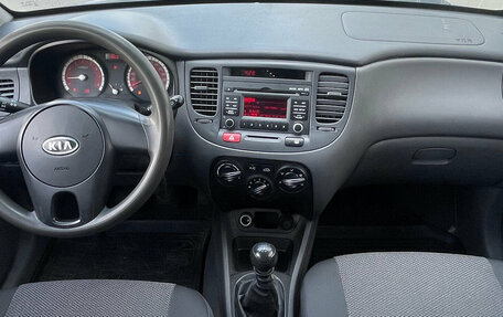 KIA Rio II, 2011 год, 517 000 рублей, 13 фотография