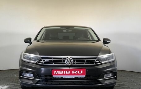 Volkswagen Passat B8 рестайлинг, 2018 год, 1 820 000 рублей, 2 фотография