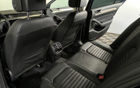 Volkswagen Passat B8 рестайлинг, 2018 год, 1 820 000 рублей, 12 фотография