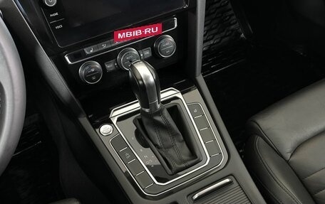 Volkswagen Passat B8 рестайлинг, 2018 год, 1 820 000 рублей, 17 фотография