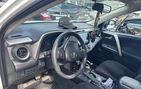 Toyota RAV4, 2017 год, 1 890 000 рублей, 3 фотография