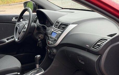 Hyundai Solaris II рестайлинг, 2011 год, 715 000 рублей, 9 фотография
