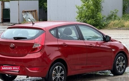 Hyundai Solaris II рестайлинг, 2011 год, 715 000 рублей, 4 фотография