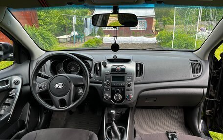 KIA Cerato III, 2010 год, 750 000 рублей, 13 фотография