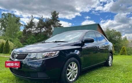 KIA Cerato III, 2010 год, 750 000 рублей, 2 фотография