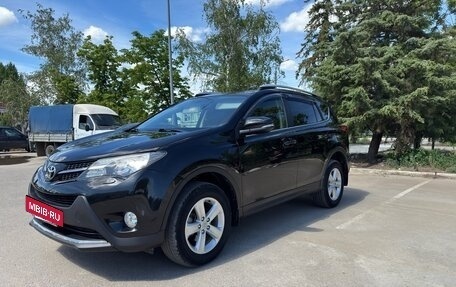 Toyota RAV4, 2014 год, 1 980 000 рублей, 7 фотография