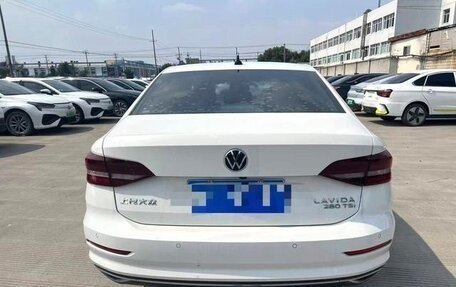 Volkswagen Lavida, 2022 год, 1 300 000 рублей, 4 фотография