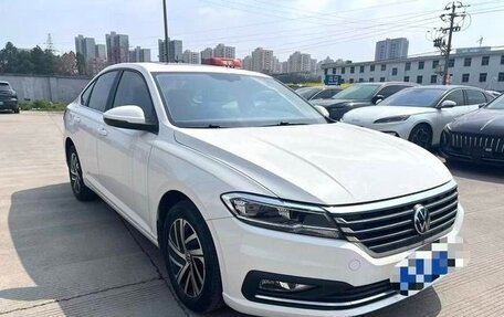 Volkswagen Lavida, 2022 год, 1 300 000 рублей, 3 фотография