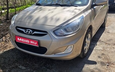 Hyundai Solaris II рестайлинг, 2011 год, 600 000 рублей, 1 фотография