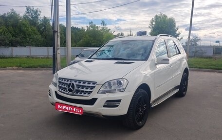 Mercedes-Benz M-Класс, 2011 год, 1 350 000 рублей, 1 фотография
