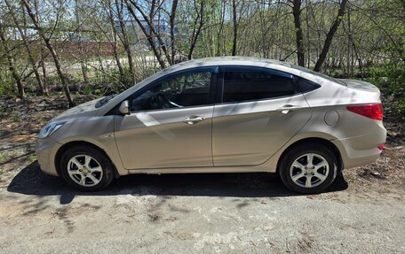 Hyundai Solaris II рестайлинг, 2011 год, 600 000 рублей, 6 фотография