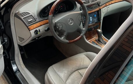 Mercedes-Benz E-Класс, 2002 год, 1 100 000 рублей, 14 фотография