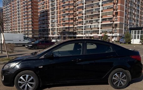 Hyundai Solaris II рестайлинг, 2011 год, 800 000 рублей, 14 фотография